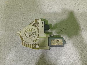 MOTOR ELEVALUNAS TRASERO IZQUIERDO AUDI A6 AVANT (4F5)