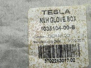 GUANTERA TESLA MODEL S 2015