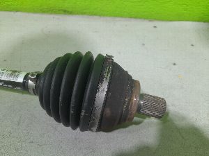 TRANSMISION DELANTERA IZQUIERDA VOLKSWAGEN