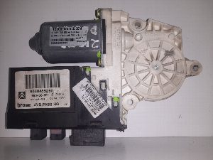 MOTOR ELEVALUNAS DELANTERO DERECHO CITROEN C5 BERLINA
