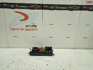 CAJA RELES / FUSIBLES LAND ROVER DISCOVERY SPORT 2016