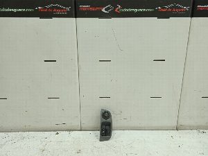 MANDO ELEVALUNAS DELANTERO IZQUIERDO RENAULT