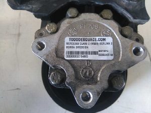BOMBA DIRECCION MERCEDES-BENZ CLASE C (W203) BERLINA