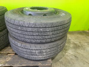 PAREJA NEUMATICO IVECO EUROCARGO 2007