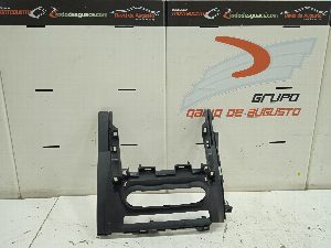 CARCASA CENTRAL DE RADIO Y CLIMA MAZDA CX-3 2019