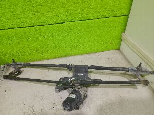 MOTOR LIMPIA DELANTERO IVECO MS34Y 2021