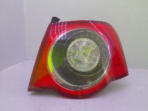 PILOTO TRASERO DERECHO VOLKSWAGEN PASSAT BERLINA (3C2)