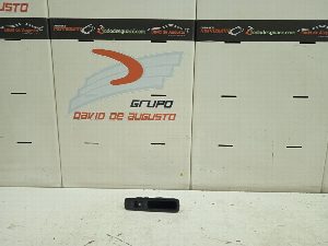 MANDO ELEVALUNAS TRASERO DERECHO RENAULT LAGUNA III 2008