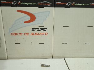 SOPORTE INYECTORE PEUGEOT 5008 2010
