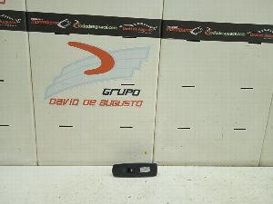 MANDO ELEVALUNAS DELANTERO DERECHO RENAULT LAGUNA III