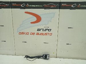 ANCLAJE CINTURON DELANTERO DERECHO VOLKSWAGEN