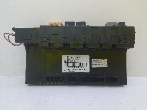 CAJA RELES / FUSIBLES MERCEDES-BENZ